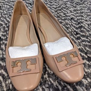 Nude color flats